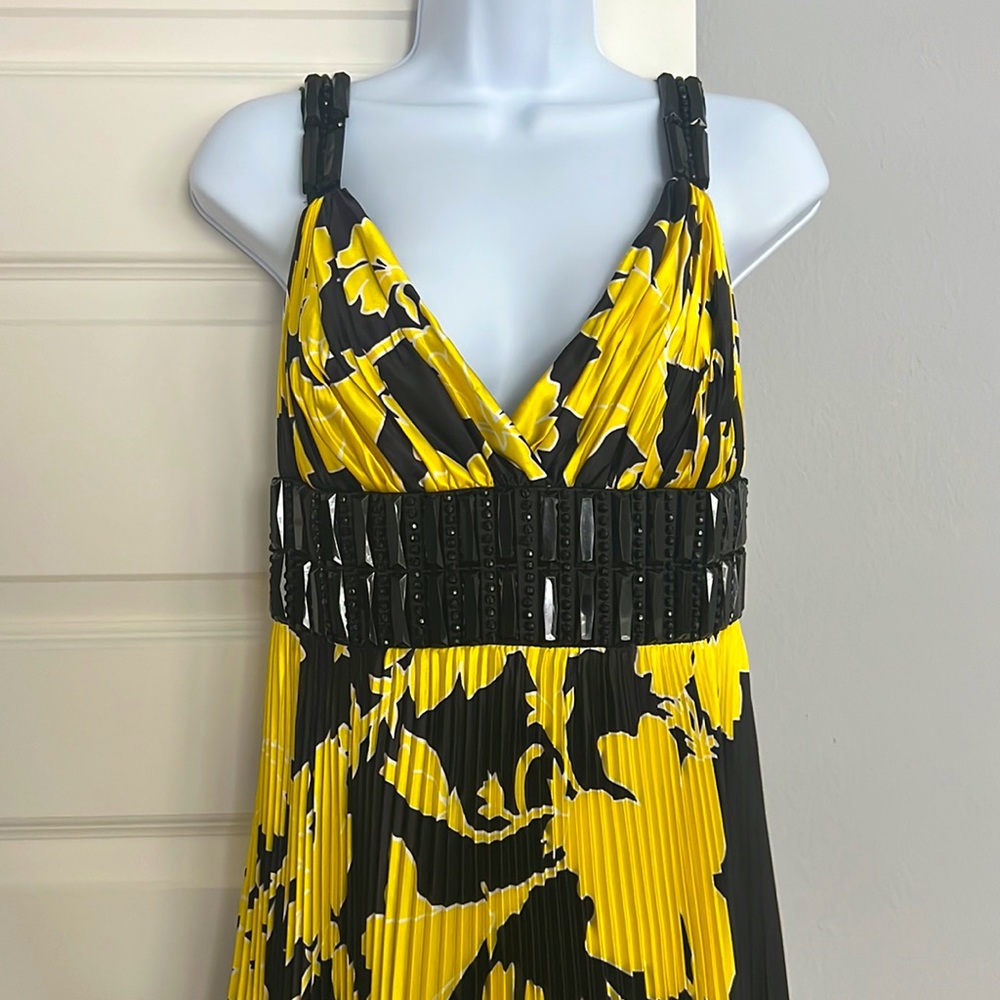 NWT Jovani Yellow Black Floral Embellished Beaded Empire Waist Gown Dress 2